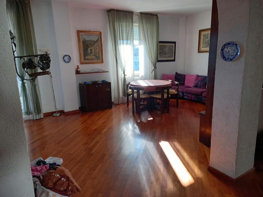 Apartament Casa Lola Livorno Zewnętrze zdjęcie
